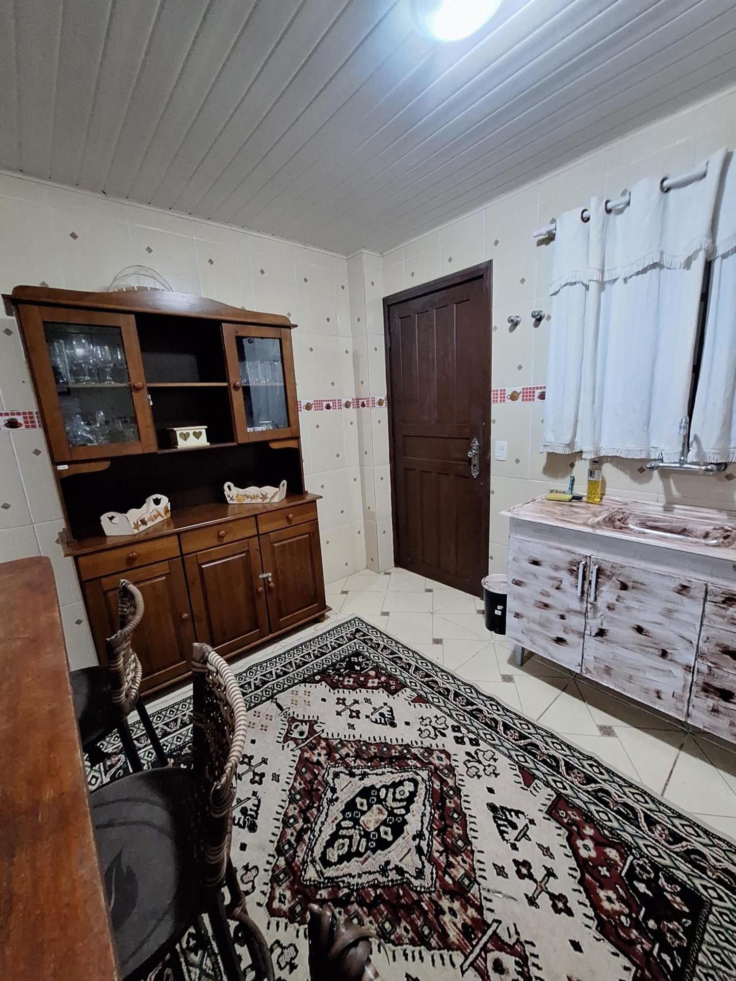 Homestay Suites Casais Quartos Familia E Chales 4 Km Do Centro De Campos Do Jordao *
