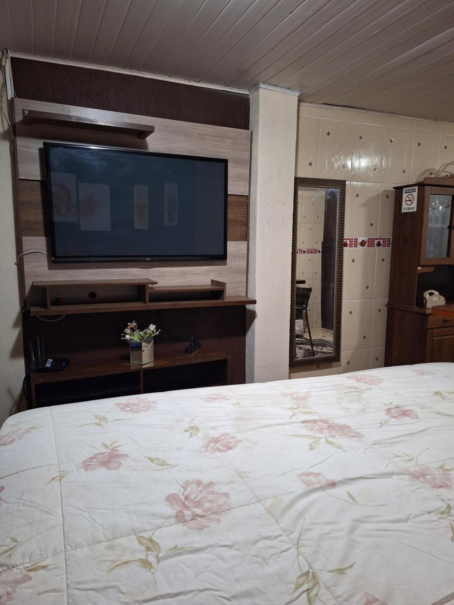 Suites Casais Quartos Familia E Chales 4 Km Do Centro De Campos Do Jordao