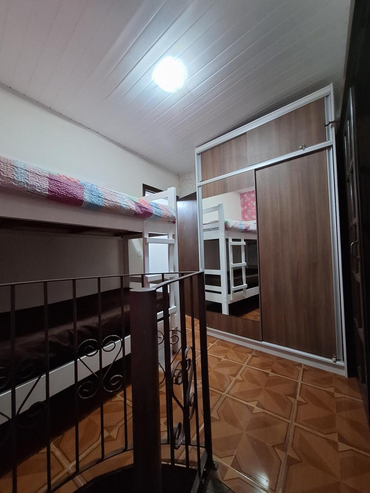 Suites Casais Quartos Familia E Chales 4 Km Do Centro De Campos Do Jordao Homestay