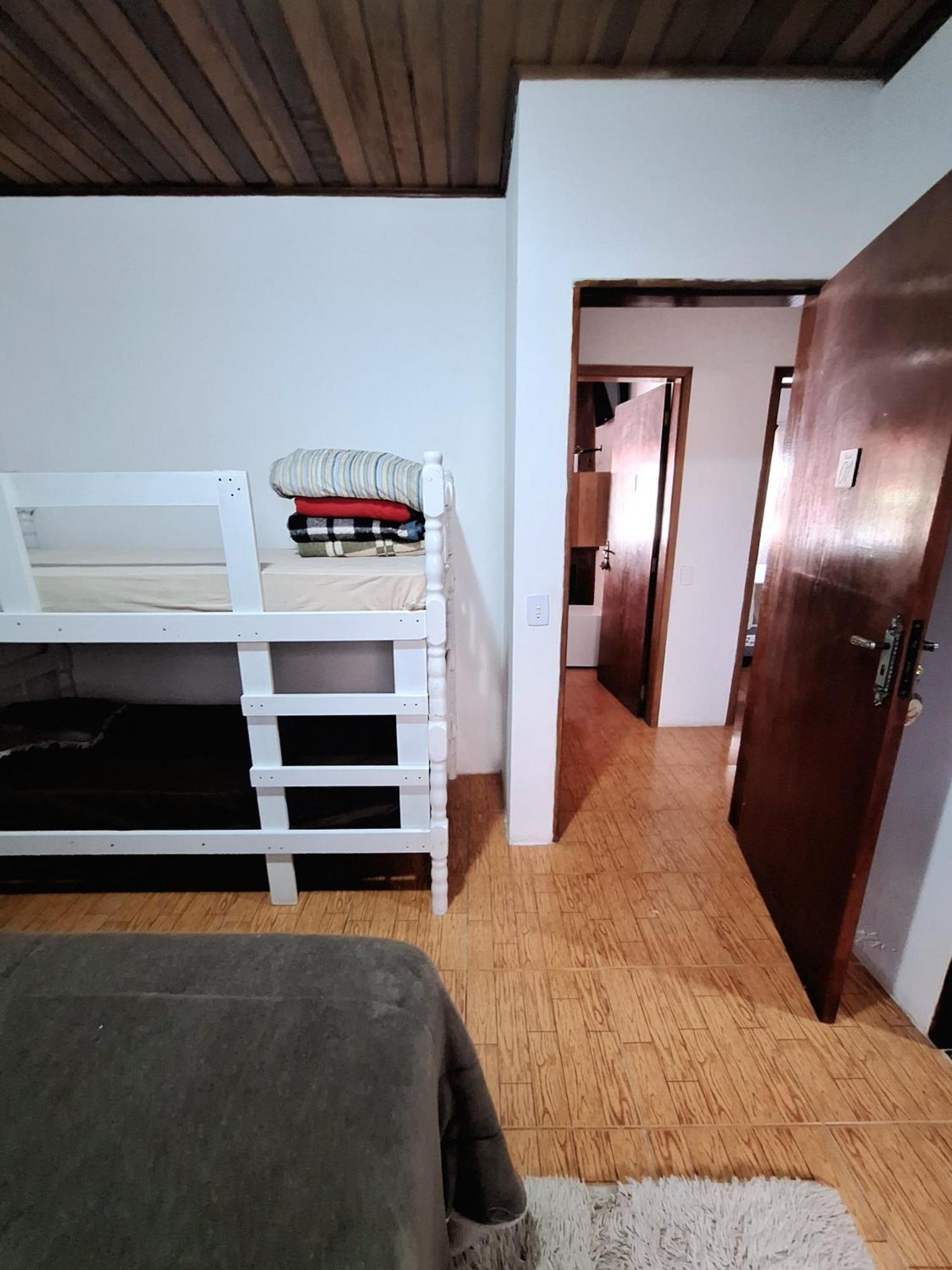 Suites Casais Quartos Familia E Chales 4 Km Do Centro De Campos Do Jordao Homestay *