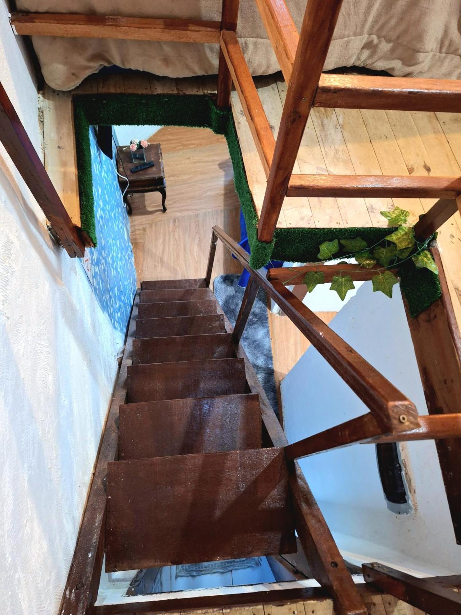 Suites Casais Quartos Familia E Chales 4 Km Do Centro De Campos Do Jordao Homestay Campos do Jordao