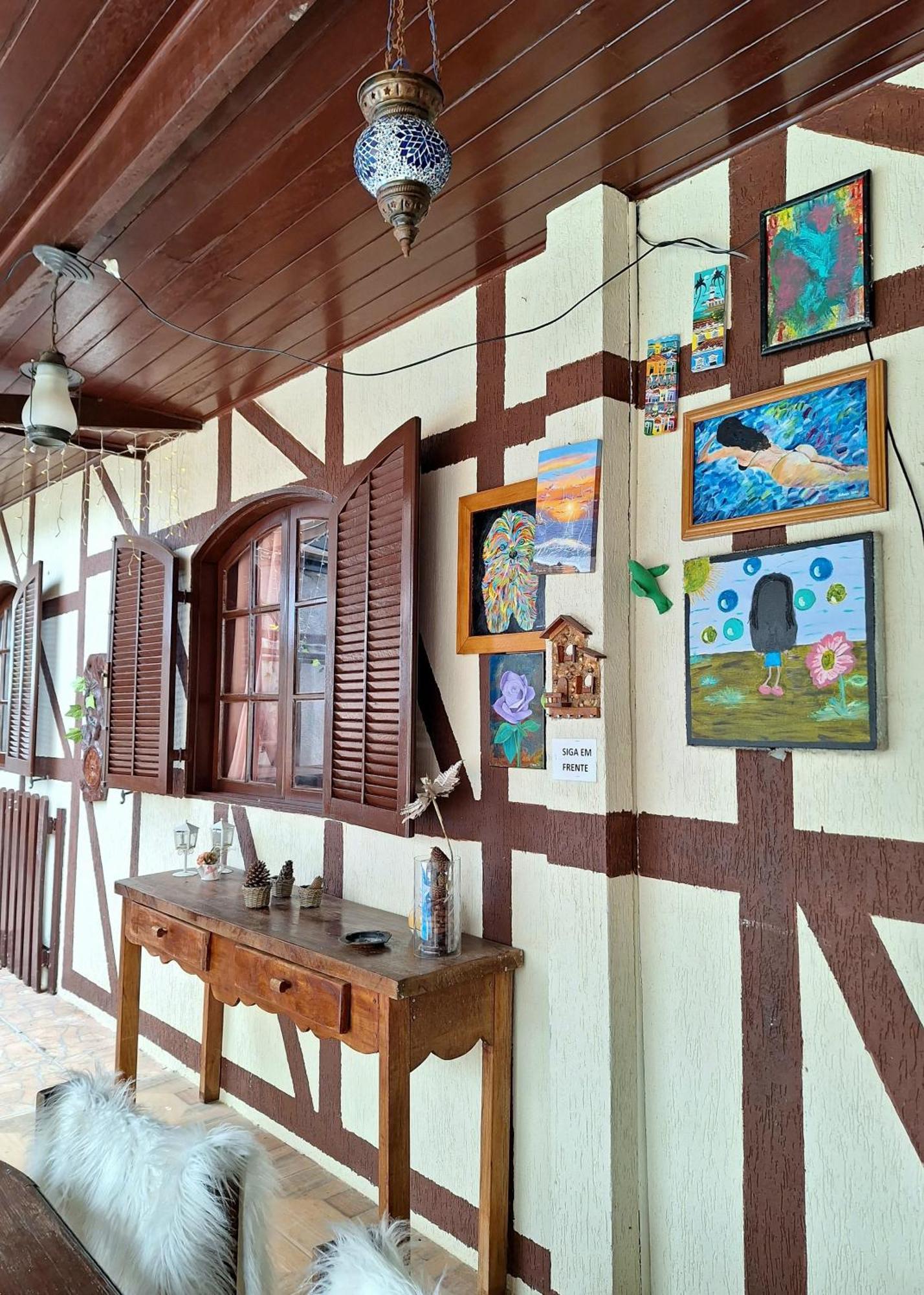 Homestay Suites Casais Quartos Familia E Chales 4 Km Do Centro De Campos Do Jordao Campos do Jordao