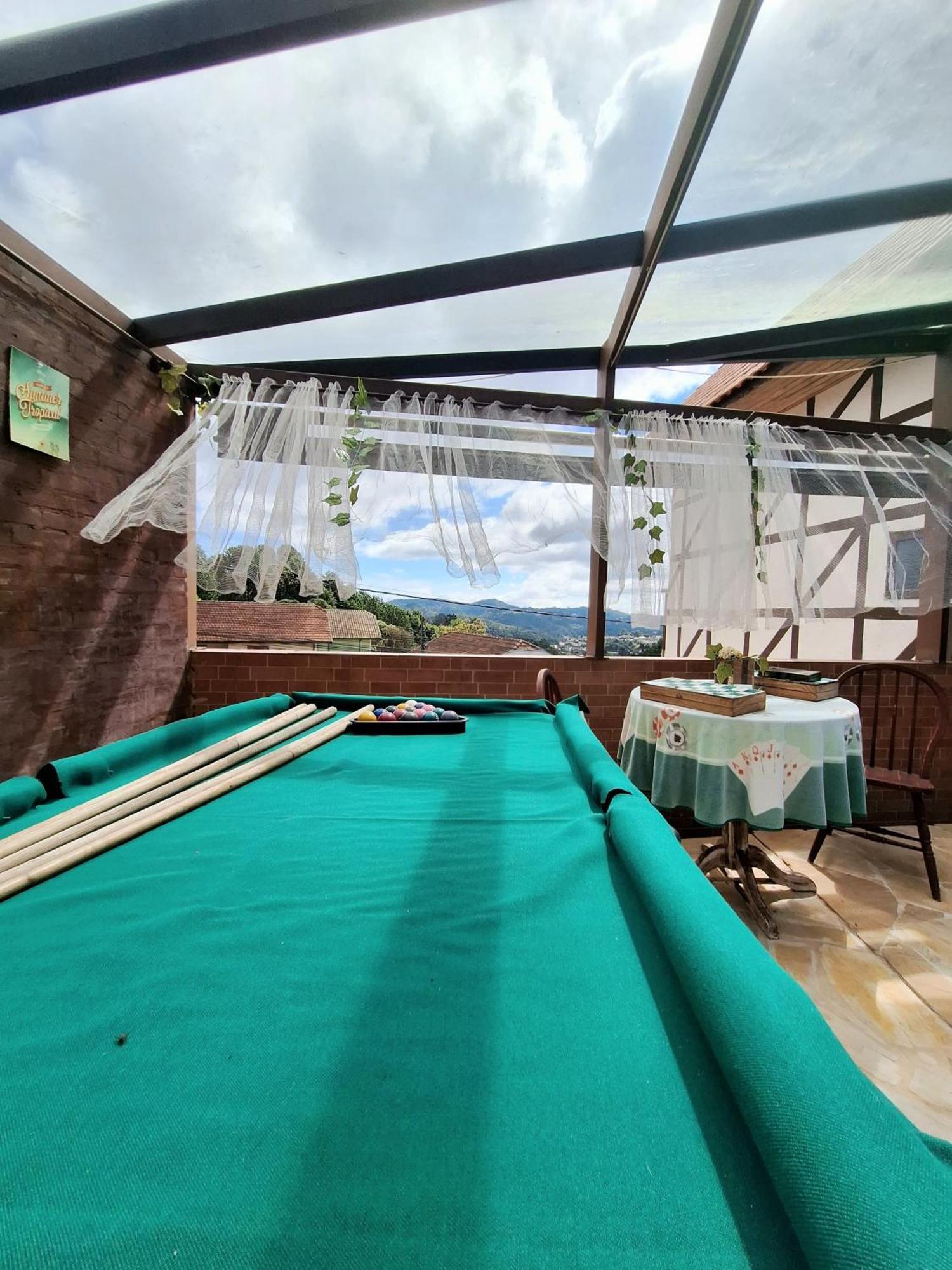 Suites Casais Quartos Familia E Chales 4 Km Do Centro De Campos Do Jordao Homestay